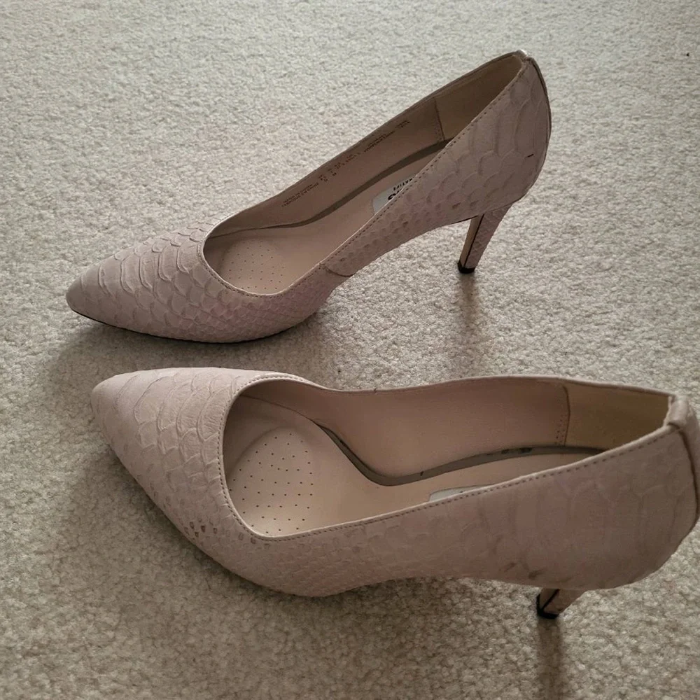 Clarks Dalhart Sorbet Beige Pumps - Picture 4 of 5